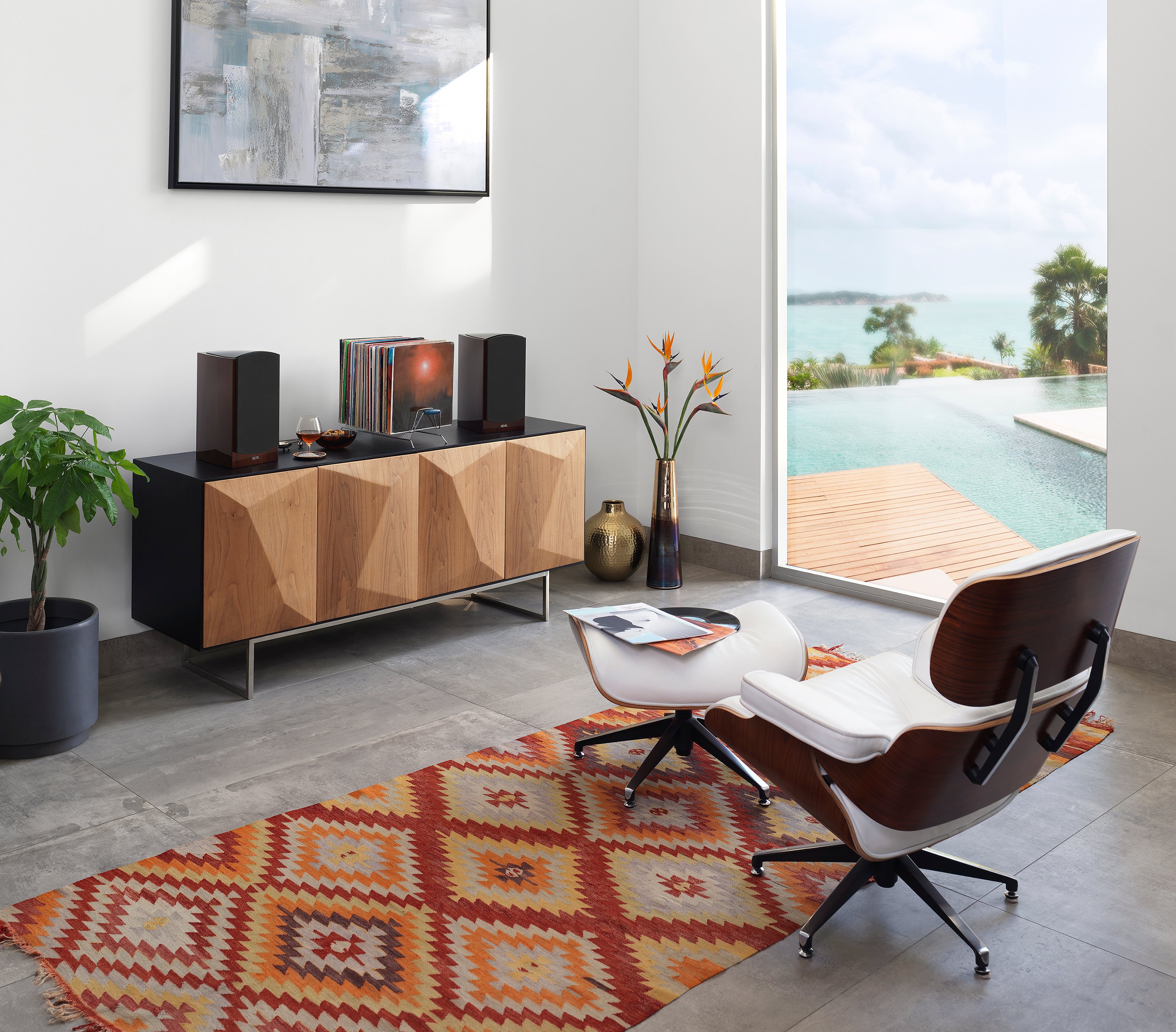 F206 & M126Be Recognized by The Absolute Sound